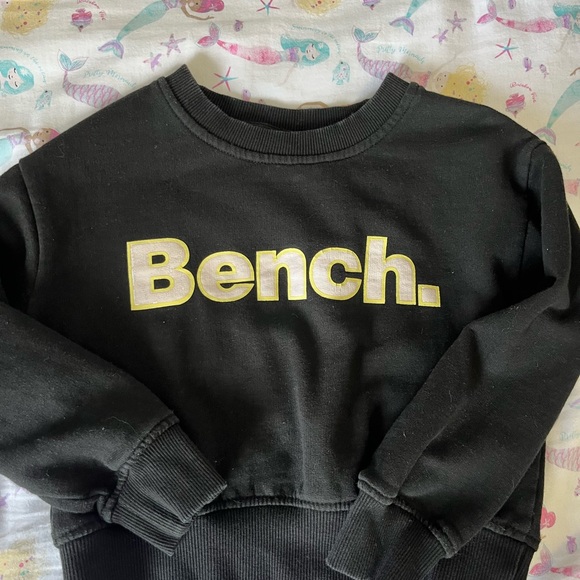 Girls Bench crop sweater - Picture 4 of 4